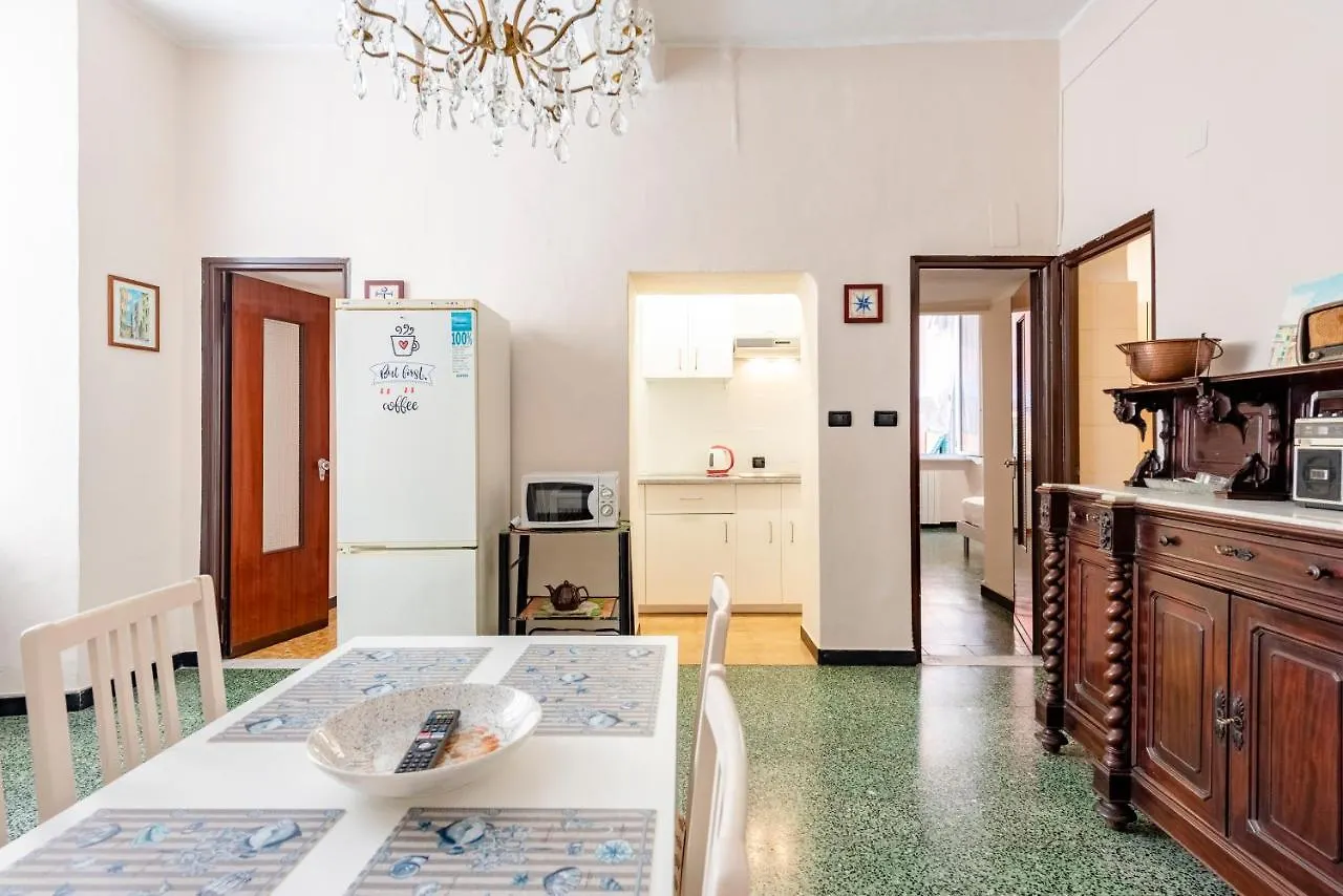 Joivy Alba Family Flat Apartment Genoa 0*,